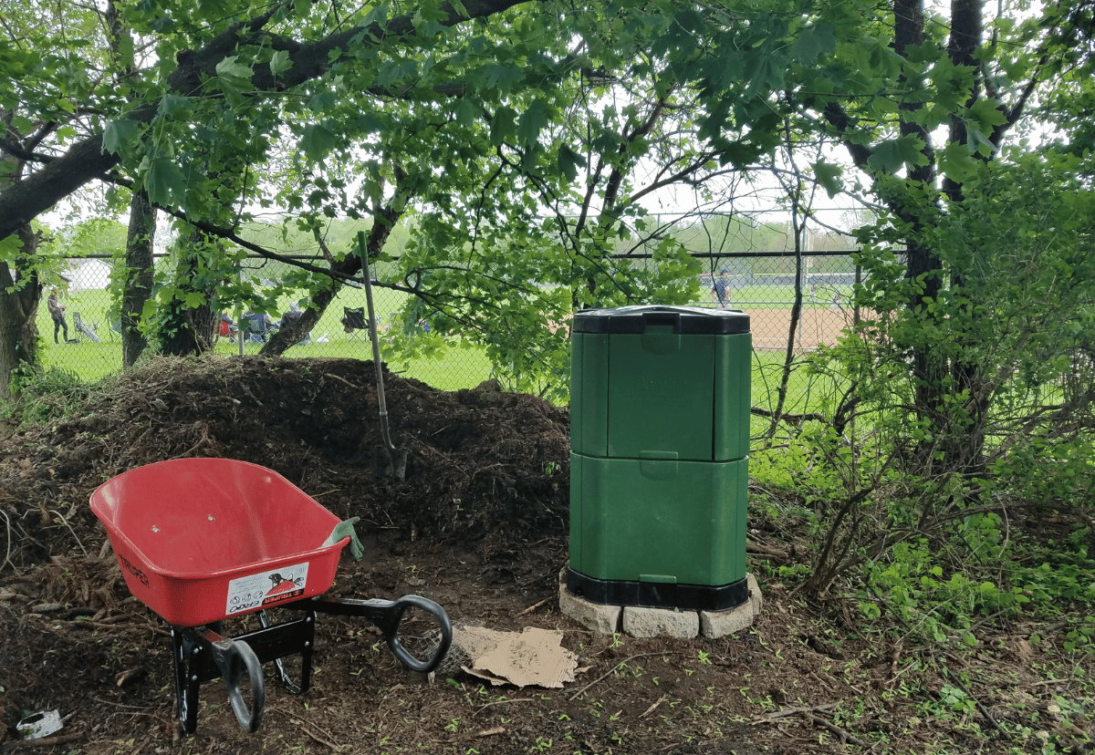 Aerobin Composting Guide: how to use the Aerobin home composter