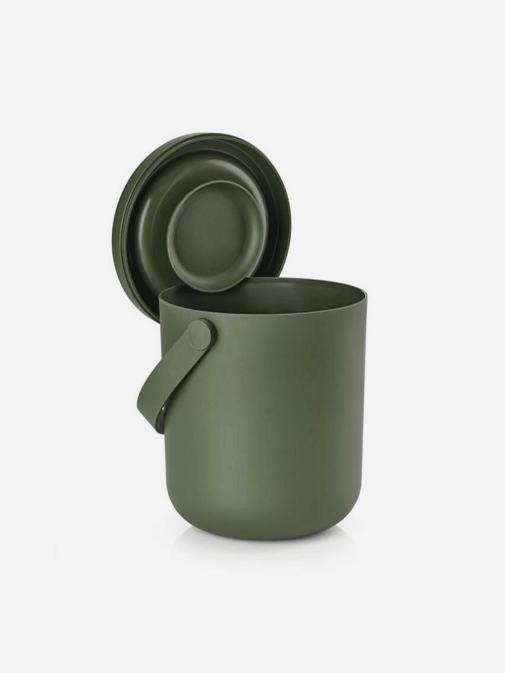 Black Bugg NZ 3L Composter Caddy for kitchen waste, compact and easy to carry for eco-friendly composting.