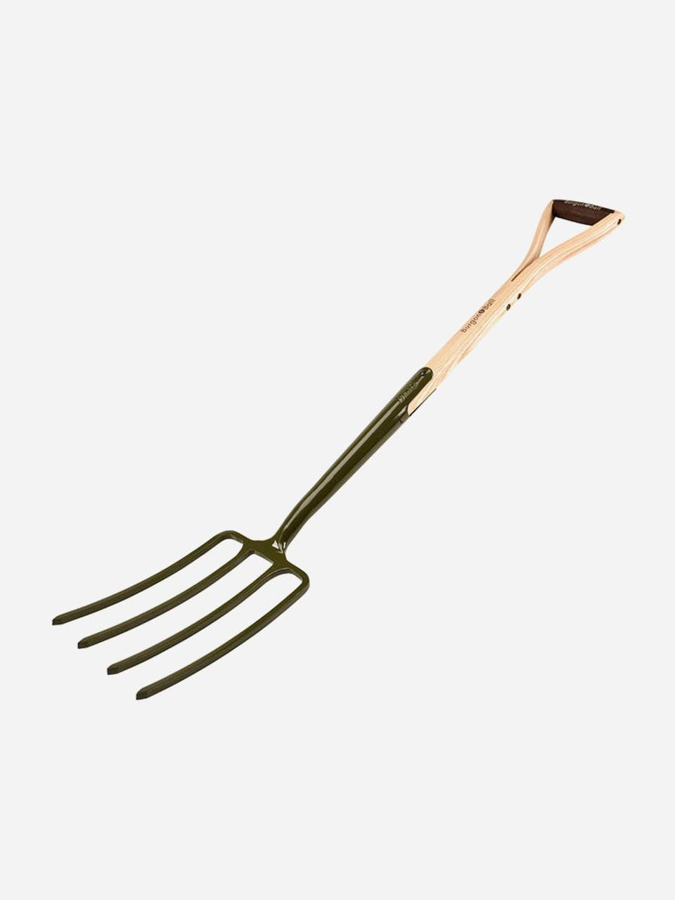 Burgon & Ball Boron Green digging fork with sturdy metal tines and green wooden handle, ideal for gardening and soil cultivation.