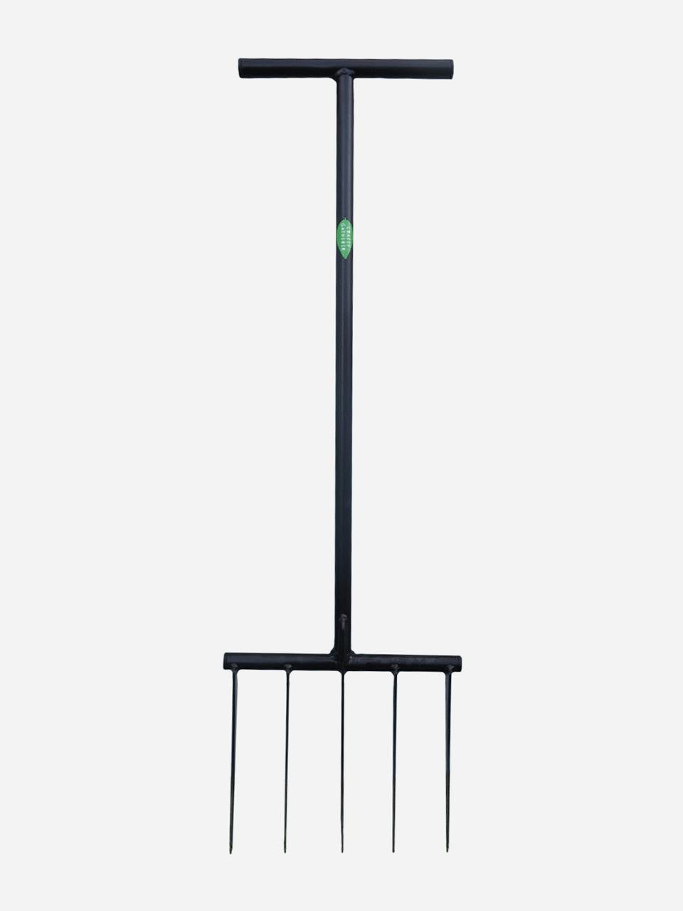 Crafty Gatherer Forksta in 850mm and 950mm lengths, featuring a sturdy metal construction and ergonomic handle design.