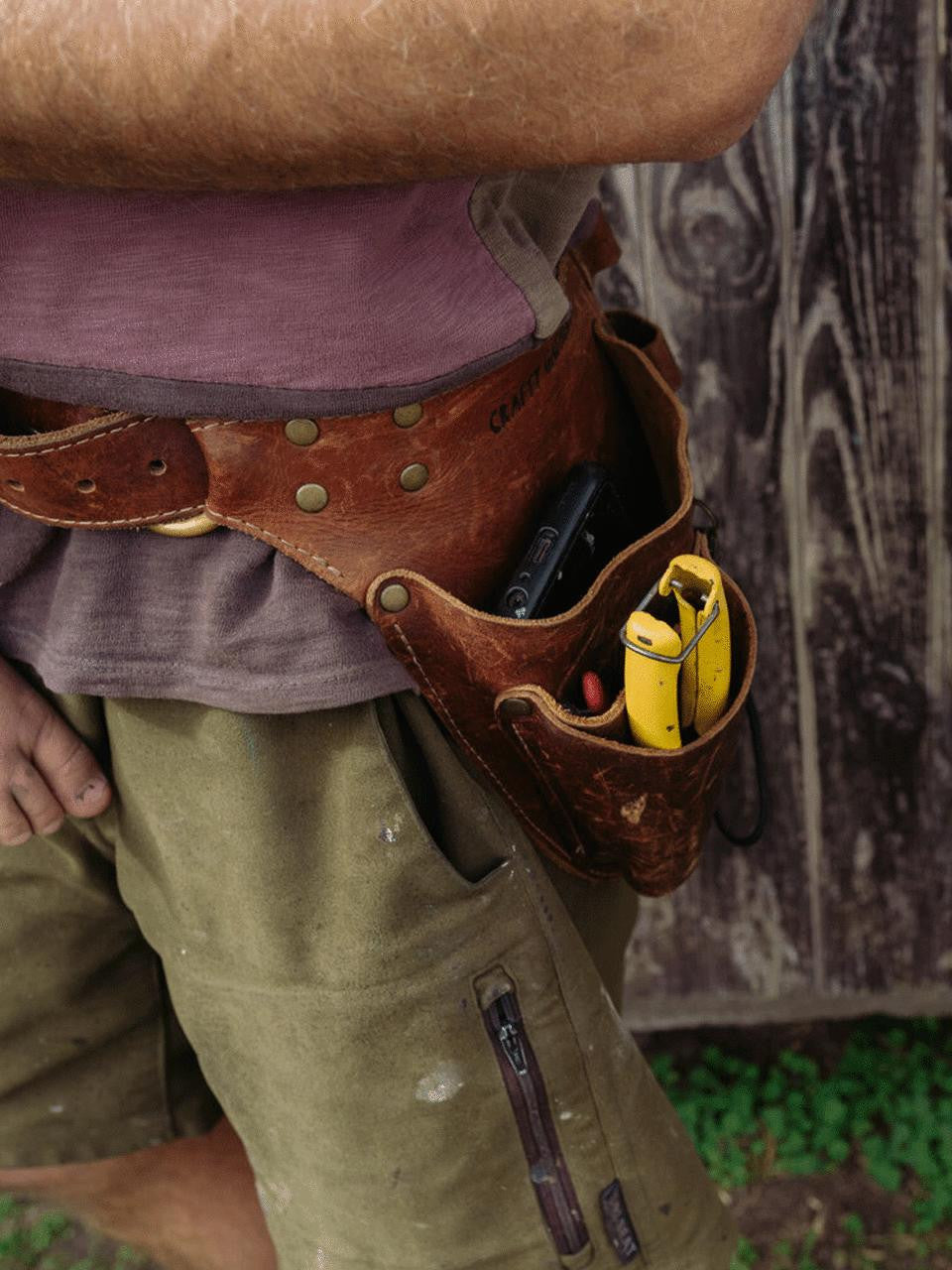 Crafty Gatherer garden belt in size 1, right-handed, with multiple tool loops and durable fabric for gardening tasks.