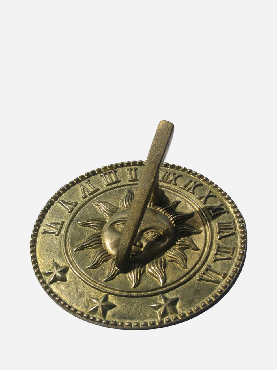 Brass Sundial 230mm diameter with engraved hour markings and central gnomon for garden decoration — Bugg
