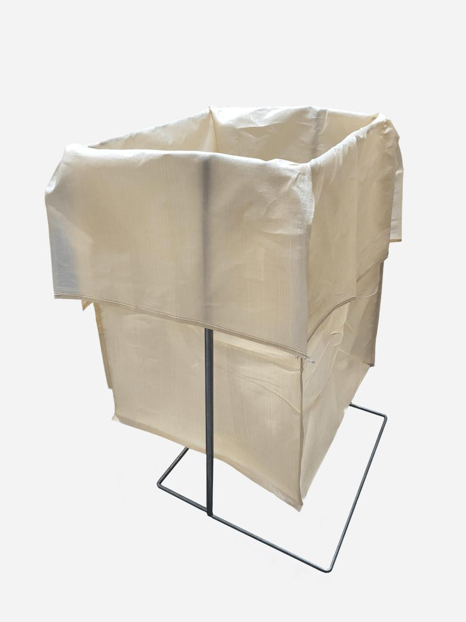 Jumbo Garden Bag for large volumes of yard waste and garden debris with carry handles — Bugg