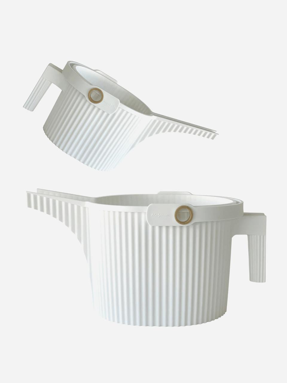 White Hachiman Garden Beetle Watering Can with a small 1.5L capacity, featuring a sleek design and ergonomic handle.