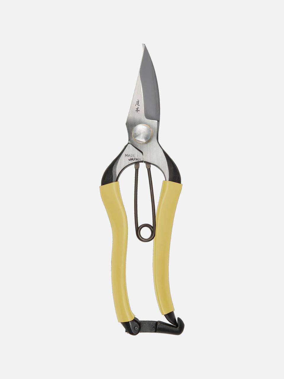 Niwaki GR Pro lightweight secateurs with ergonomic handles and sharp cutting blades for gardening and pruning tasks