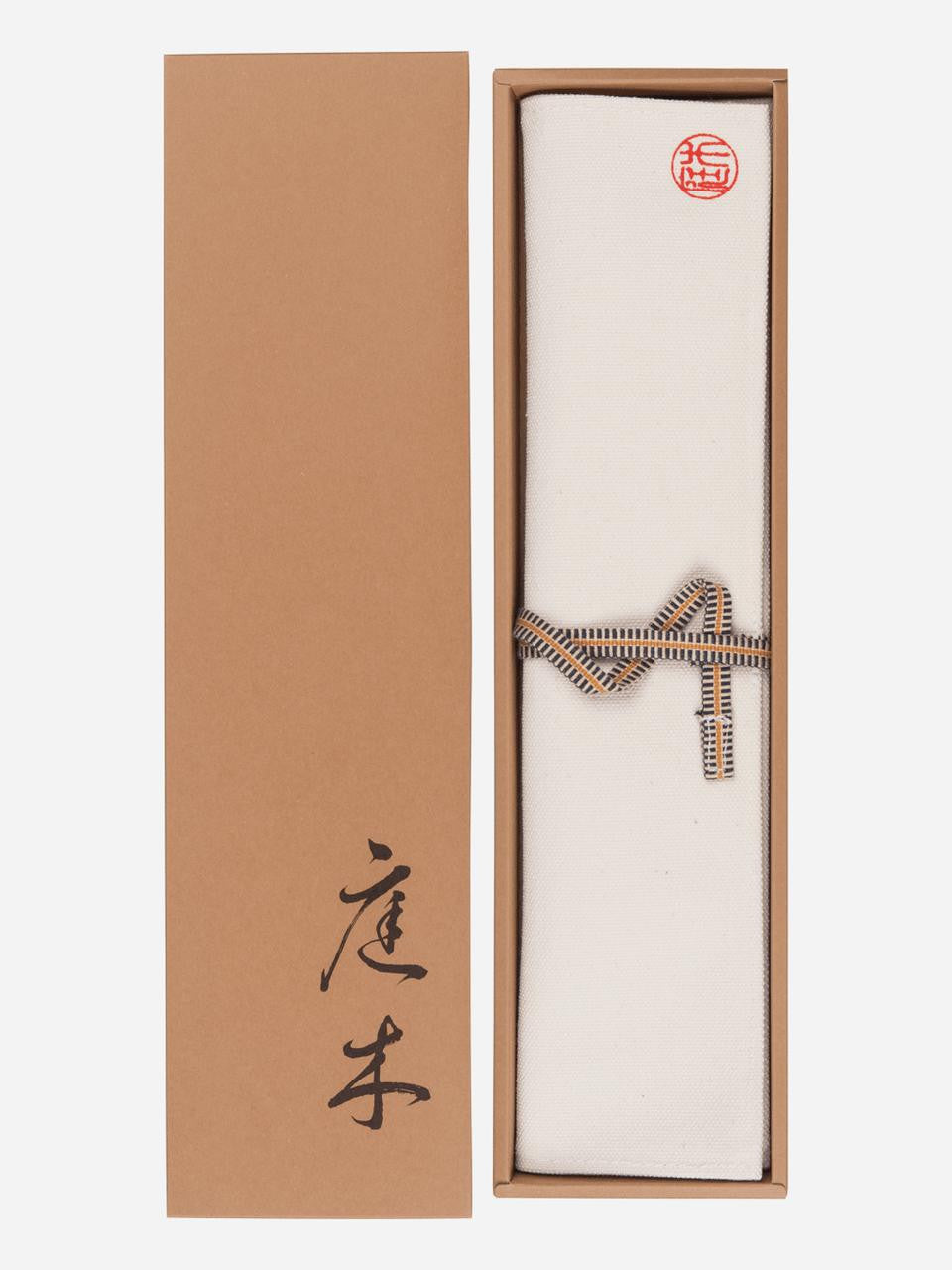 Niwaki Hakari Clippers with sharp blades and ergonomic handles for precise pruning of plants and shrubs.