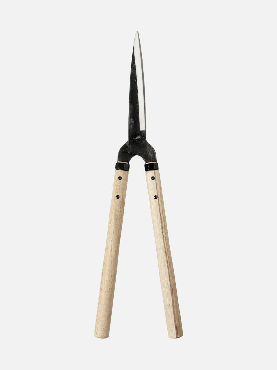 Niwaki Japanese garden shears with ergonomic handles and sharp blades for precise pruning and trimming of garden plants.
