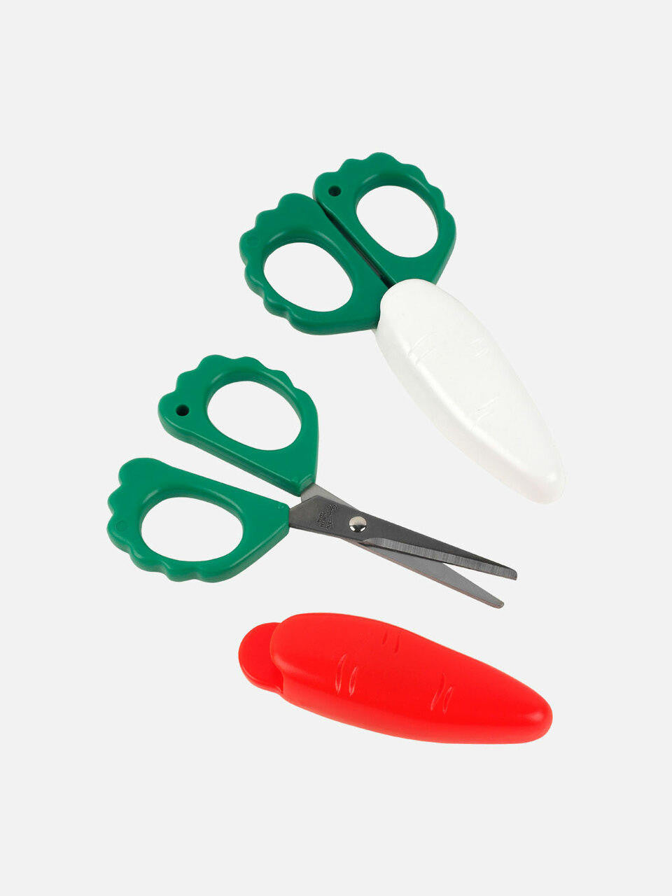 Niwaki fridge magnet scissors shaped like a carrot, decorative kitchen tool with a vibrant orange design.