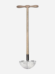 Sneeboer edging knife with steps, featuring a sturdy metal blade and ergonomic handle for precise garden edging tasks