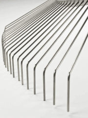 Sneeboer Leaf Rake with 20 tines and wooden handle for efficient leaf gathering in the garden — Bugg